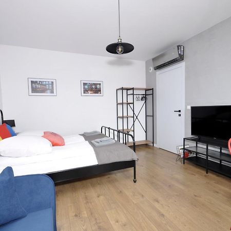 Schindler'S Factory Zablocie Deluxe Apartments Wawelofts Krakow Luaran gambar